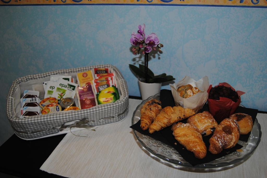 Il Colonnato Bed and Breakfast Rom Exteriör bild