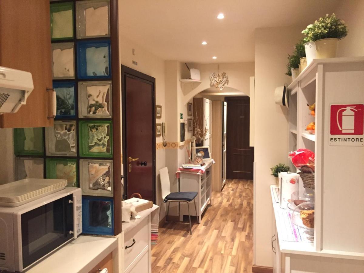 Il Colonnato Bed and Breakfast Rom Exteriör bild